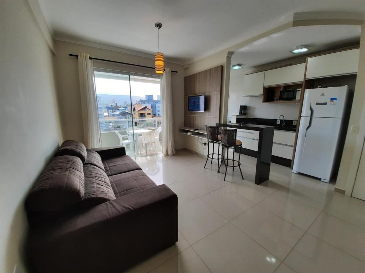 Apartamento 3 Quartos 8 Pessoas A 50 Mts Da Praia De Bombas, A 100M Da Passarela Do Ribeiro Bombinhas Exterior foto
